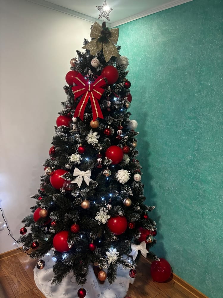Customer photo review of Brad artificial de Crăciun Fulg de Nea, nins cu merișoare albe, 2D, 220 cm
