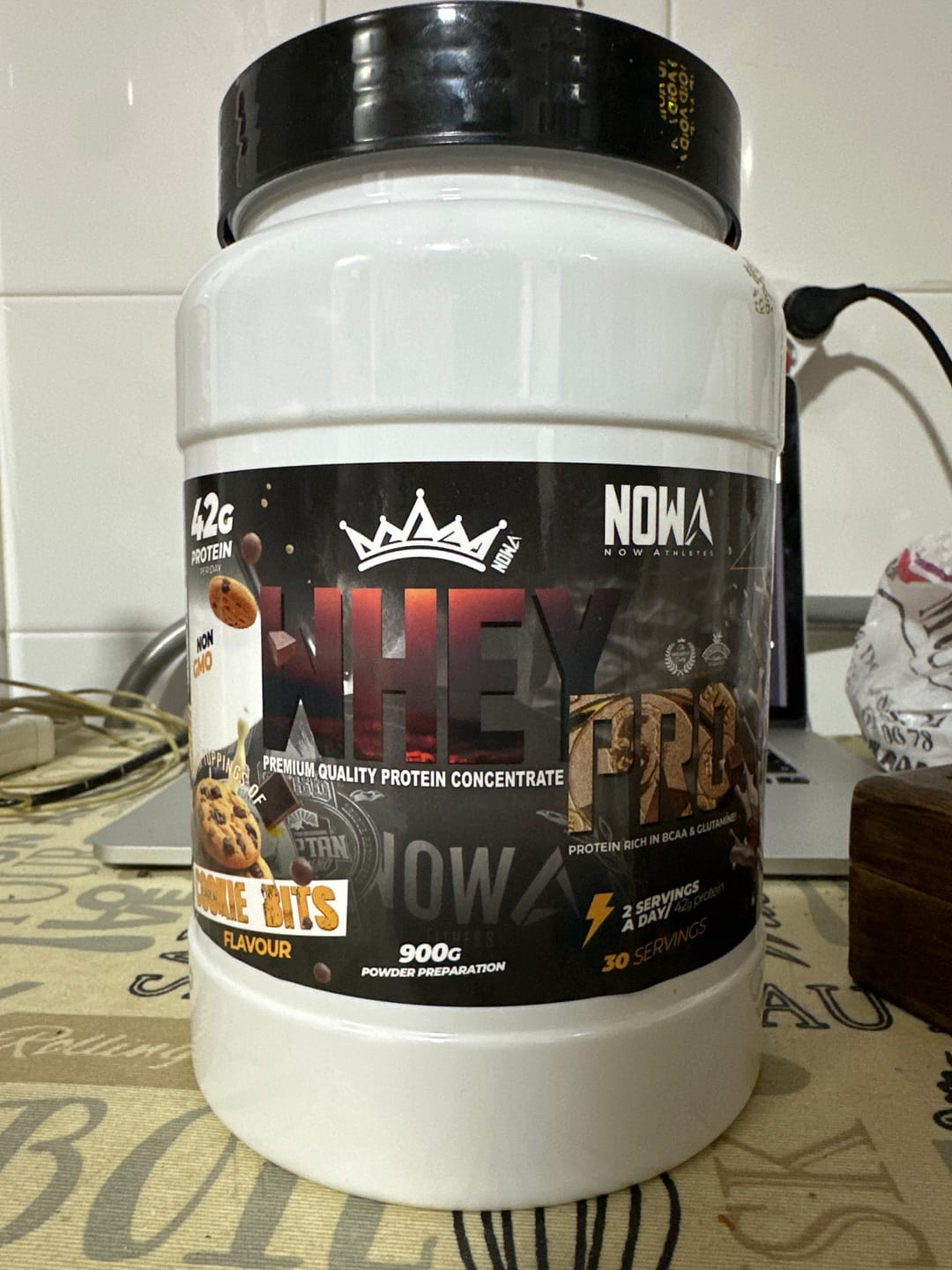 Customer photo review of Proteina WHEY 100% PRO KING con BCAAs & Glutamina - Galleta con Chips de chocolate
