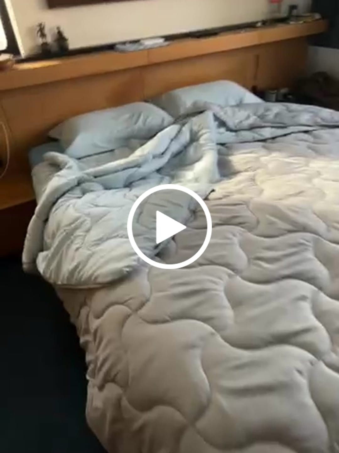 Customer video review of Y-NOT Kussenslopen Light Blue 60x70cm 2-Pack
