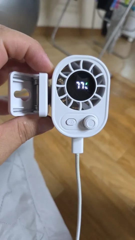 Customer photo review of Clip-On Golf Cart Fan, Rechargeable Mini Fan with 100 Speeds