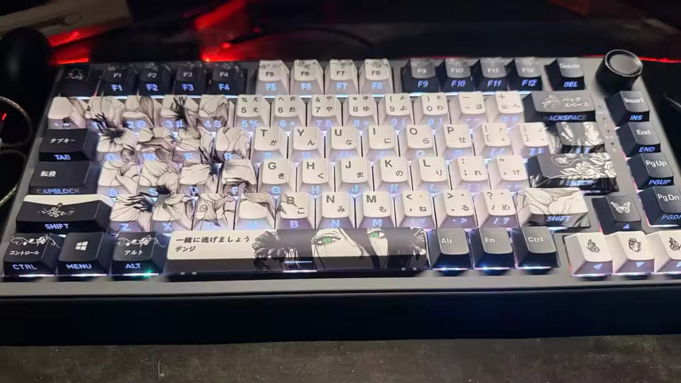 Customer photo review of Chainsaw Man Reze Keycaps - Black and White