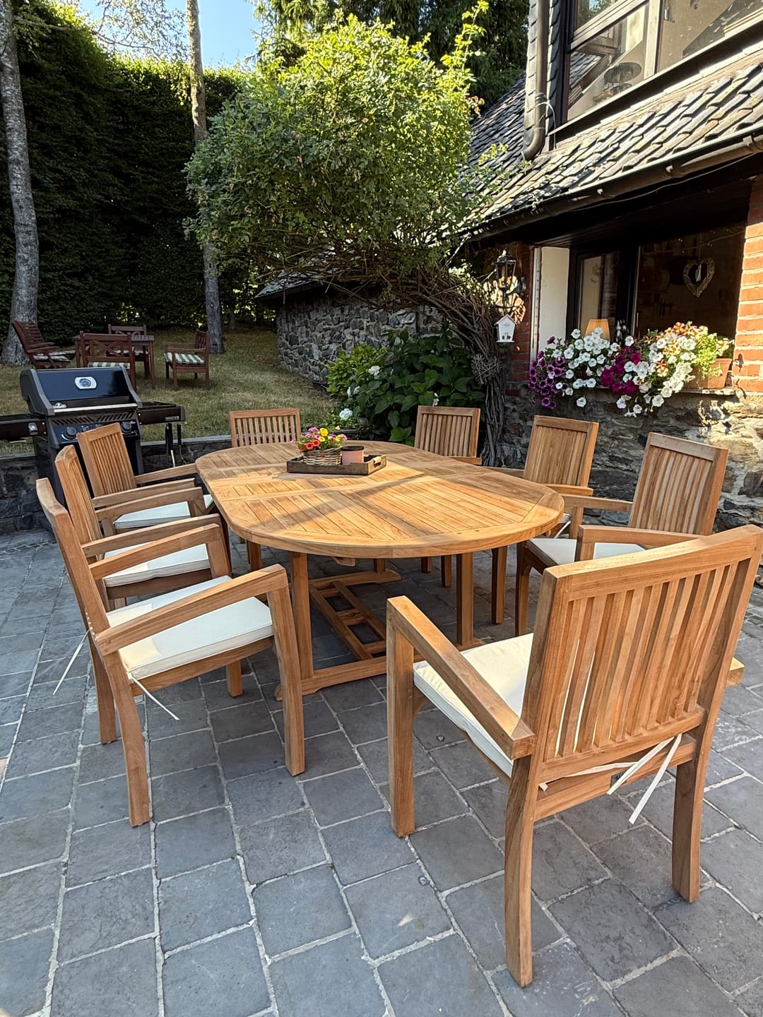 Customer photo review of Teak garden furniture Oval 180-240cm extendable table 4cm top with 8 Henley stacking chairs, Free Cushions