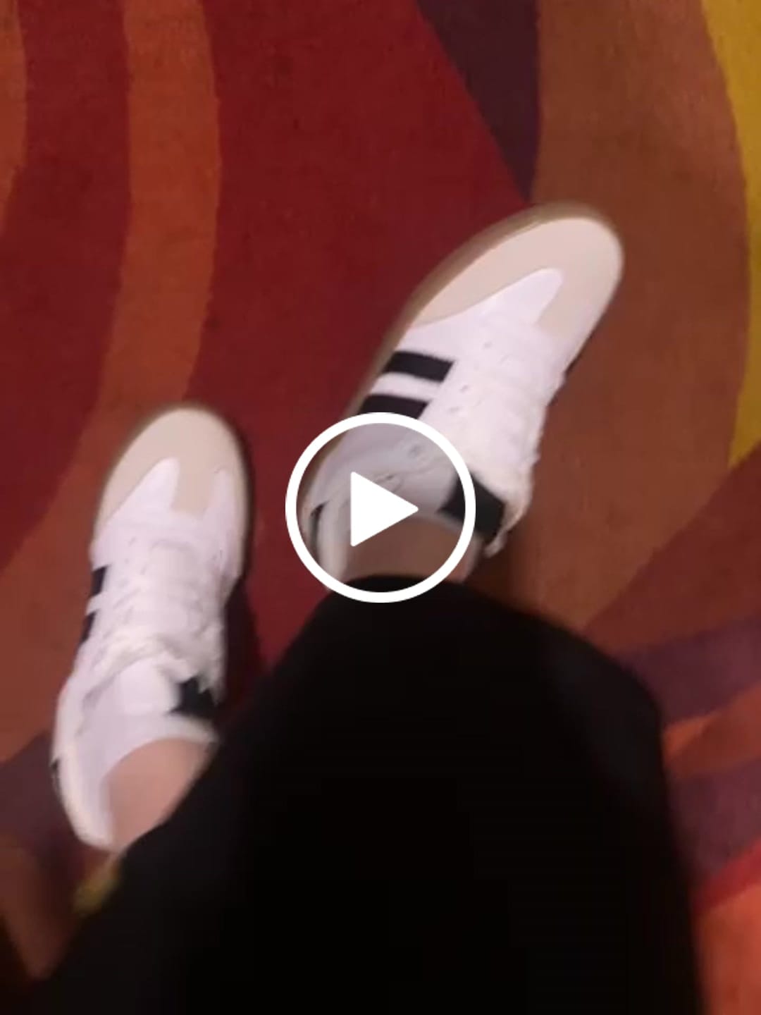 Customer video review of UTAH Blanco Con Negro