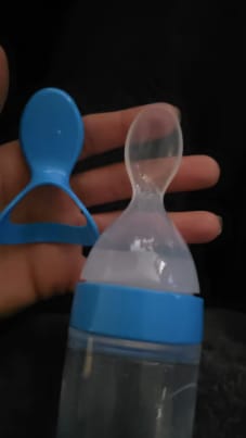 Customer photo review of Pekeyum™ · Biberón Cuchara de Silicona para Bebé | Papillas Sin Manchas