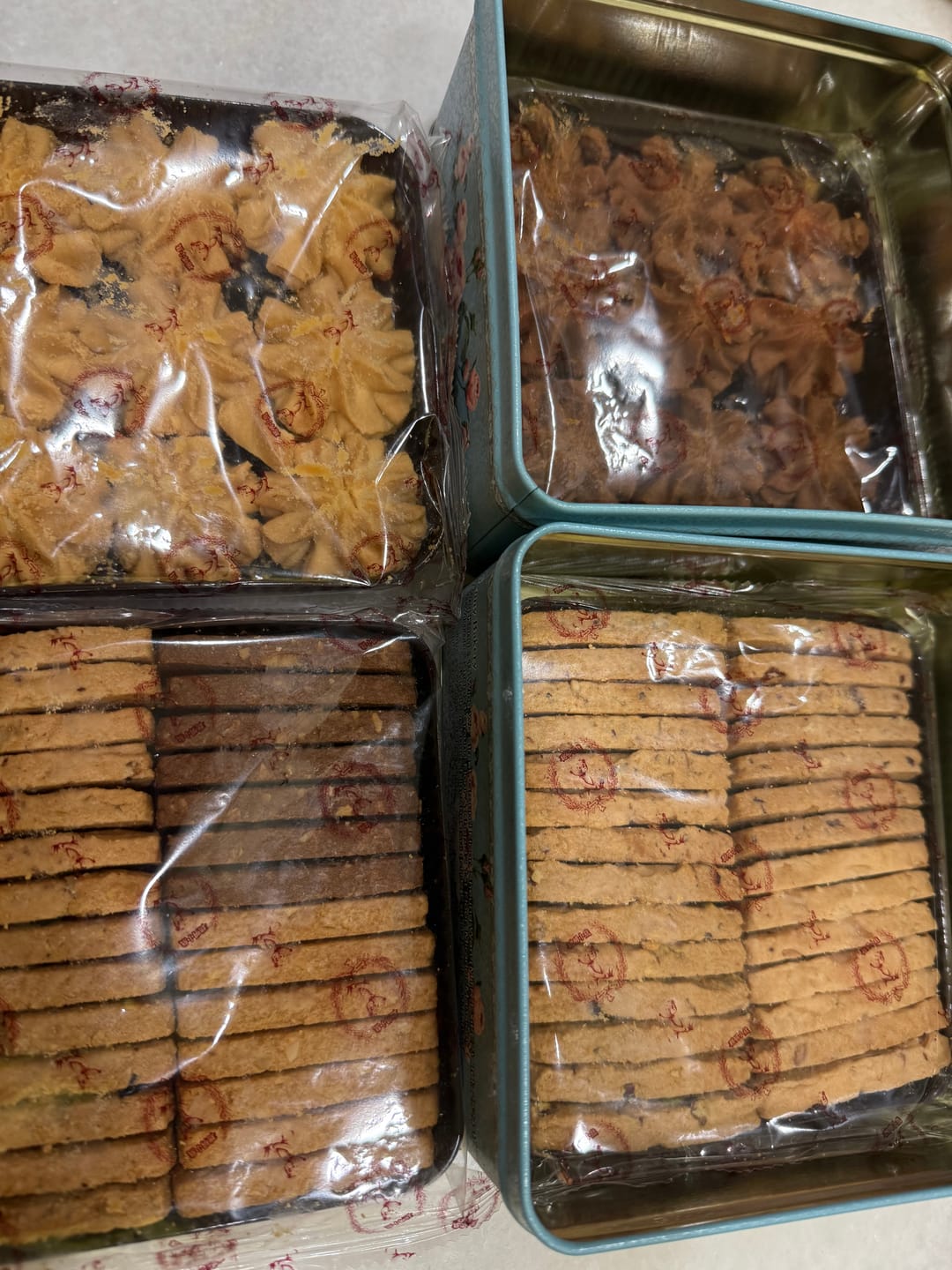 Customer photo review of Amazing 8 Mix Nuts Cookies
