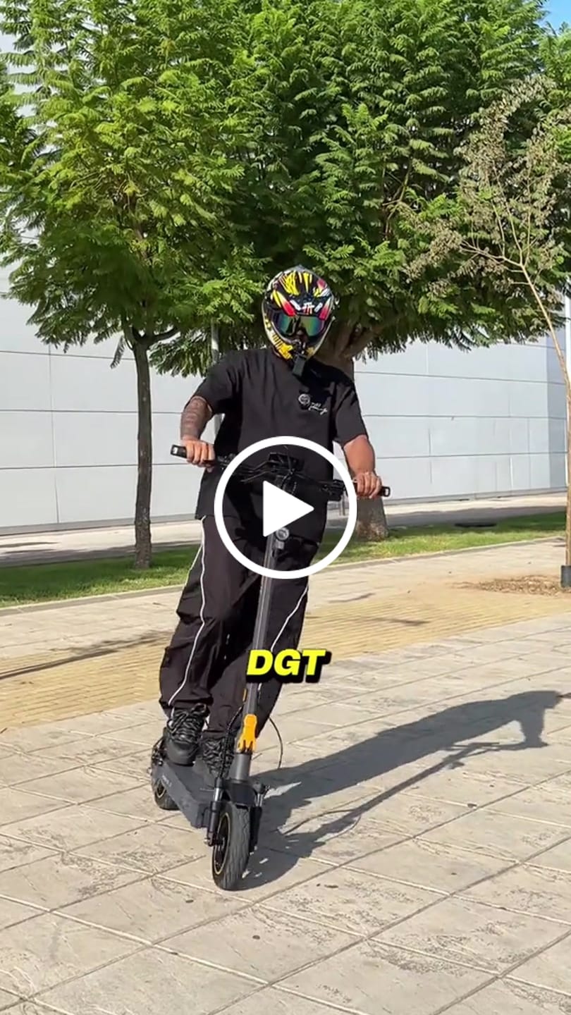 Customer video review of Ausom K20 VMP Electric Scooter (DGT-Certified)