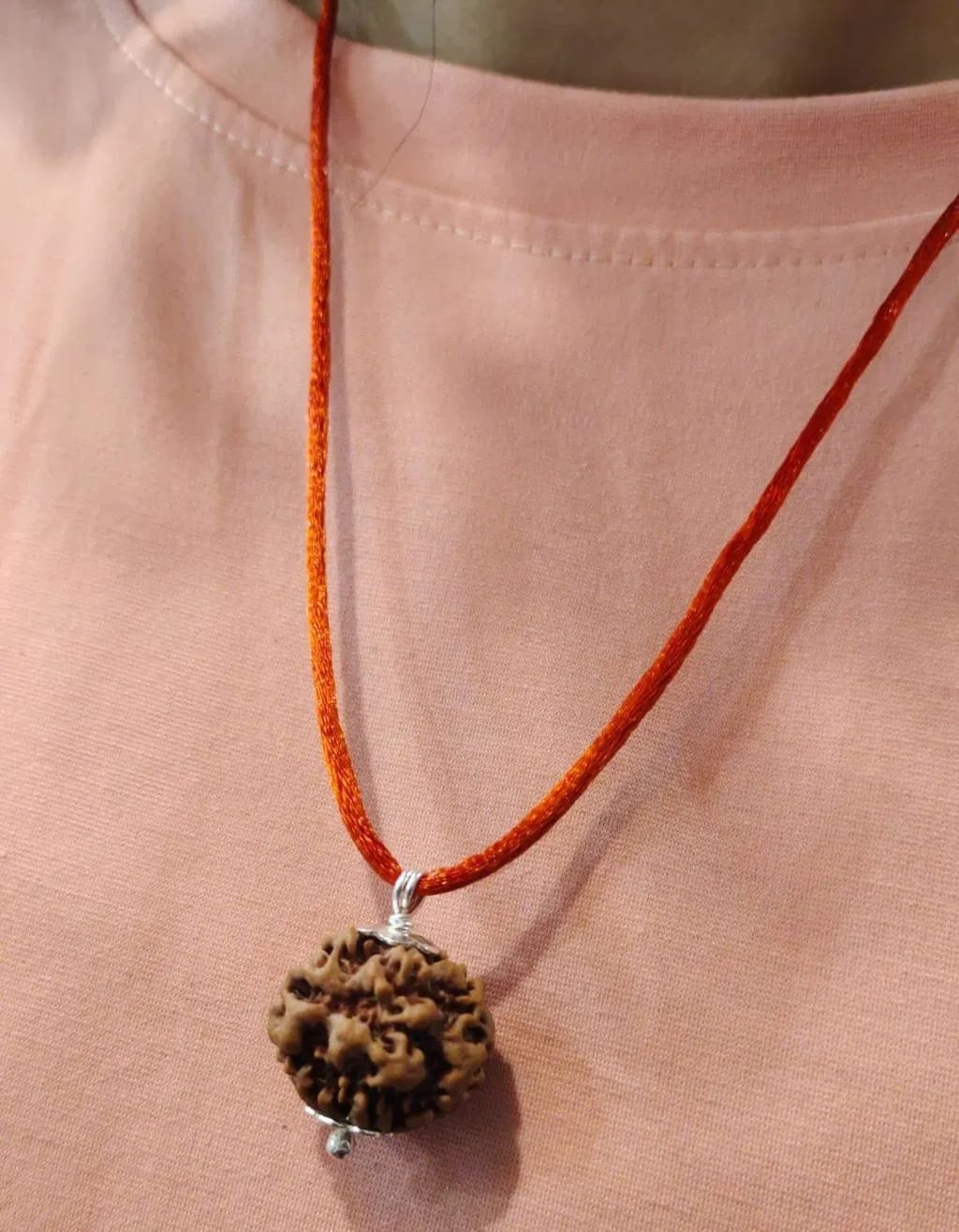 Customer photo review of Nepal Origin 1 Mukhi Rudraksha – 100% Natural & Certified