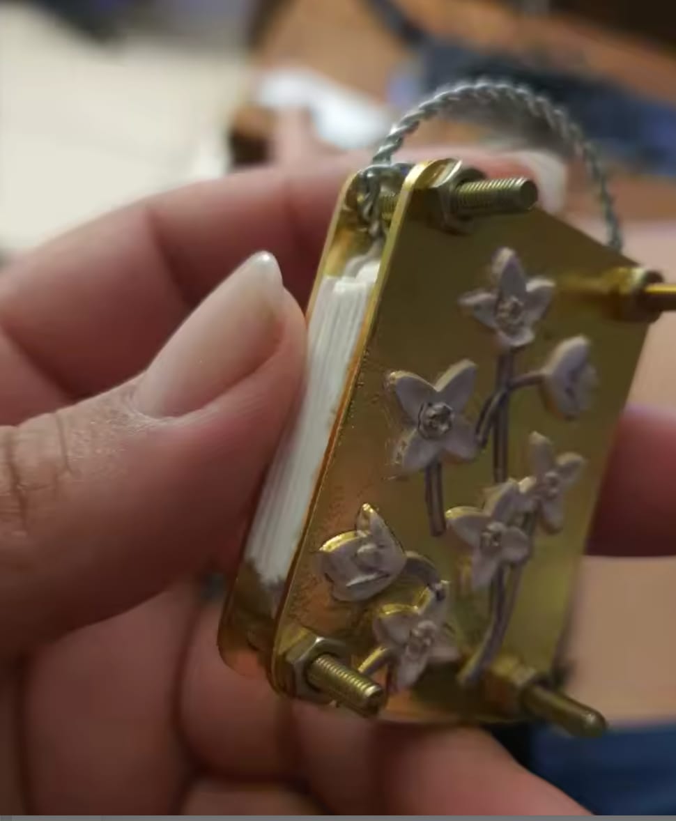 Customer photo review of Bloomkept™ Mini Flower Press