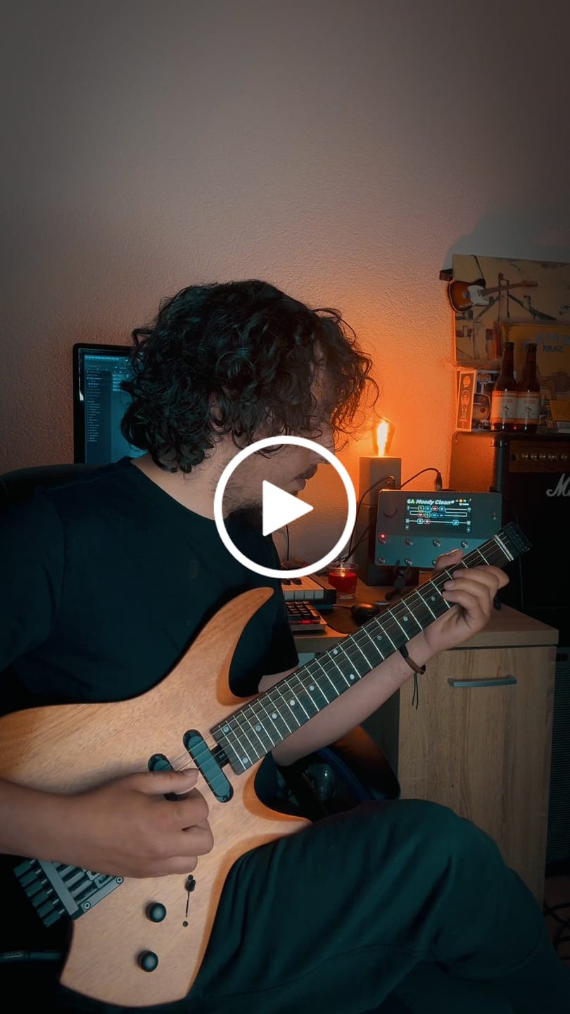 Customer video review of Donner HLX-500 Headless Electric Guitar (NHL-500)