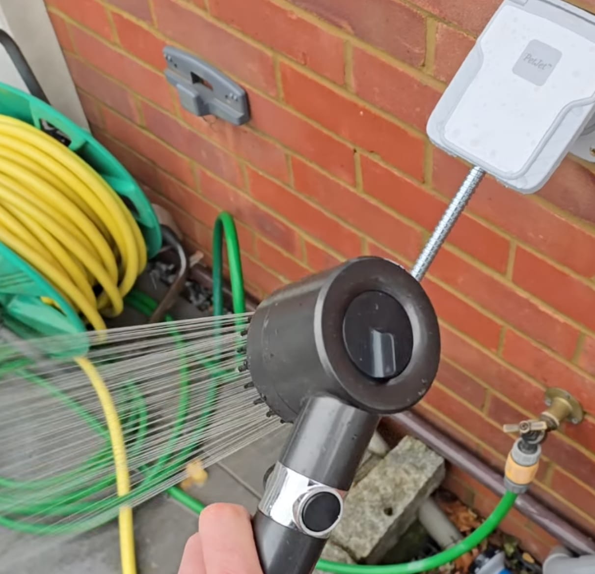 Customer photo review of PetJet Hot Outdoor Mixer Dog Shower®