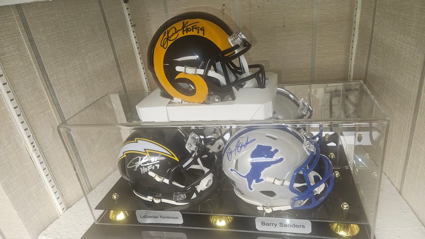 Customer photo review of Eric Dickerson Autograph Signing