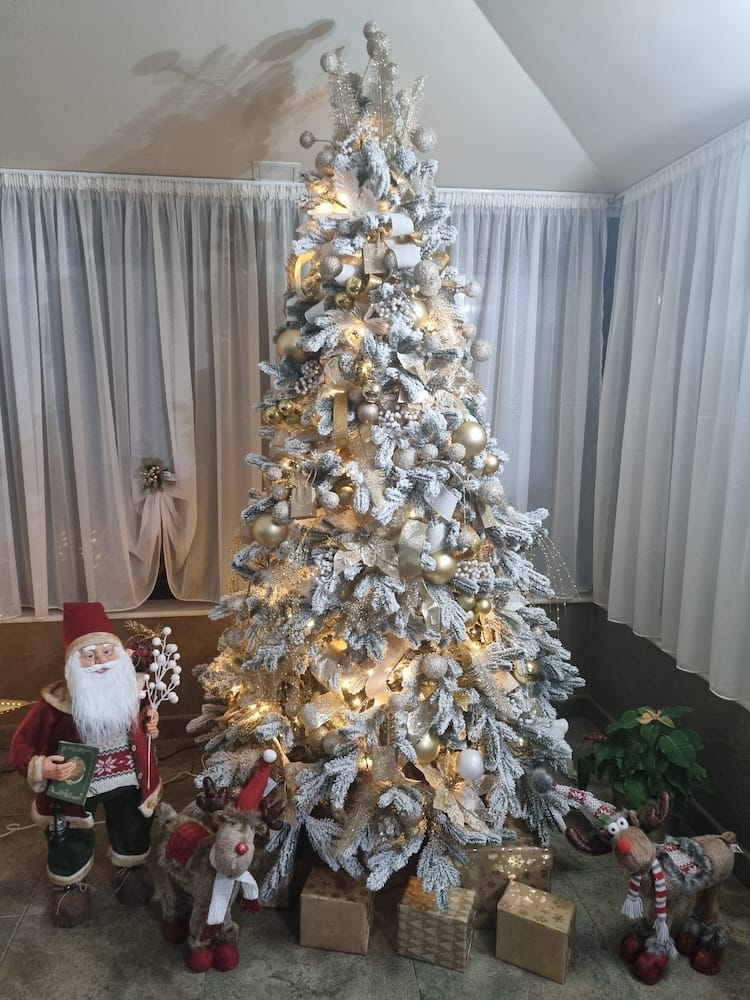 Customer photo review of Brad artificial de Crăciun Nordic, nins, 3D, 230 cm