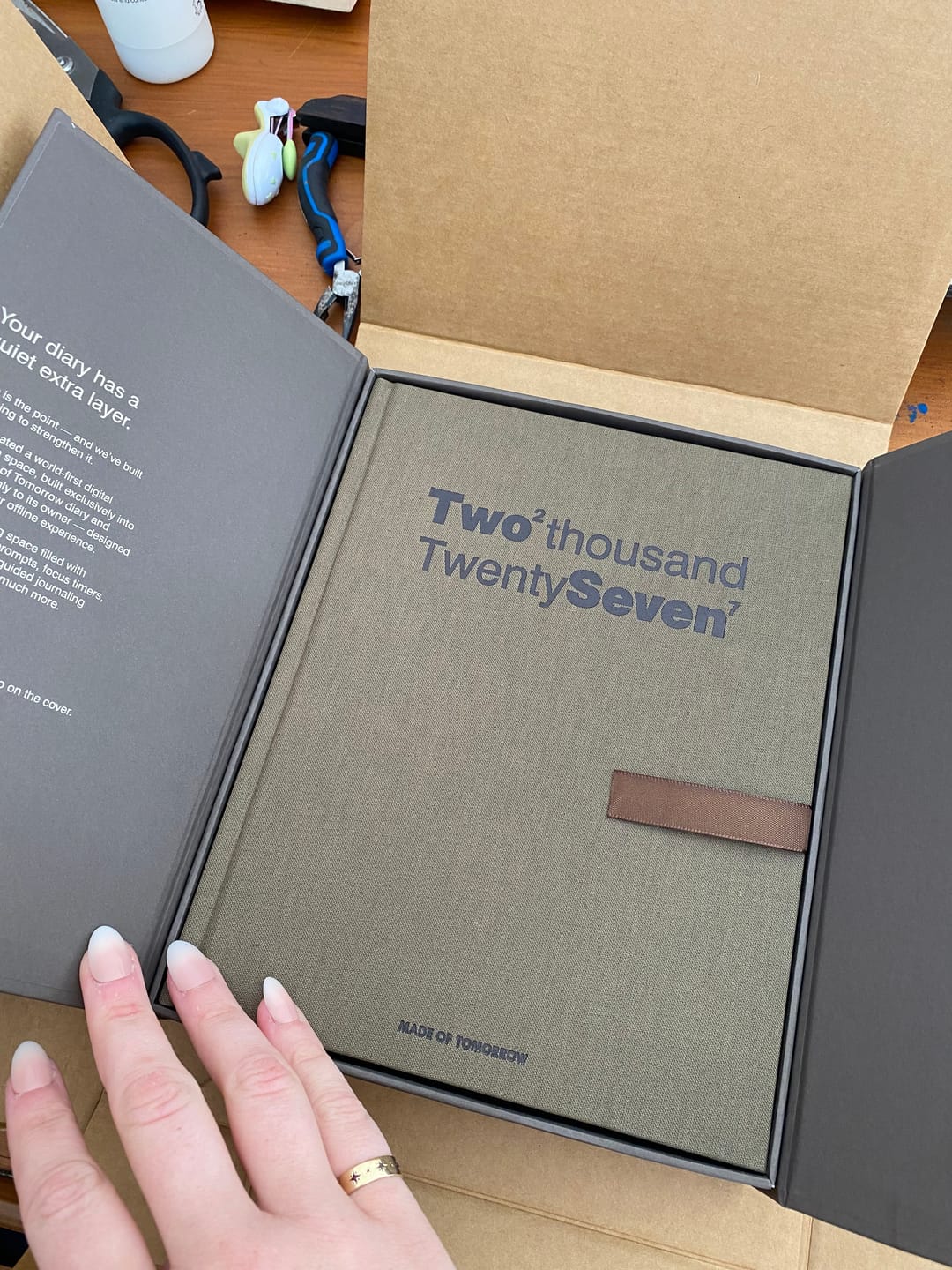Customer photo review of 2027 Grand Daily Diary - Classic