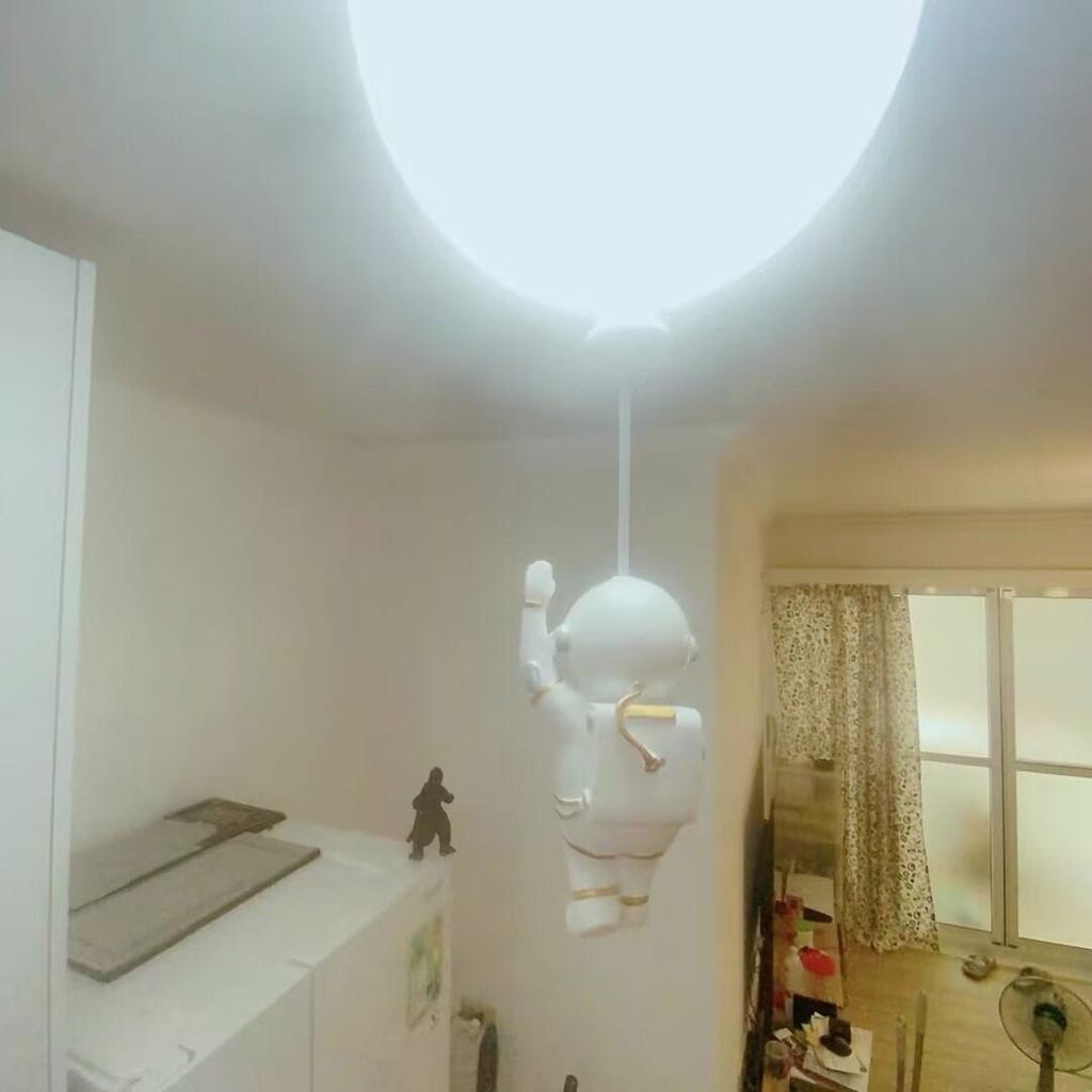 Customer photo review of Balloon Ceiling Light With Astronaut, Flush Mount, 25 to 35 cm
