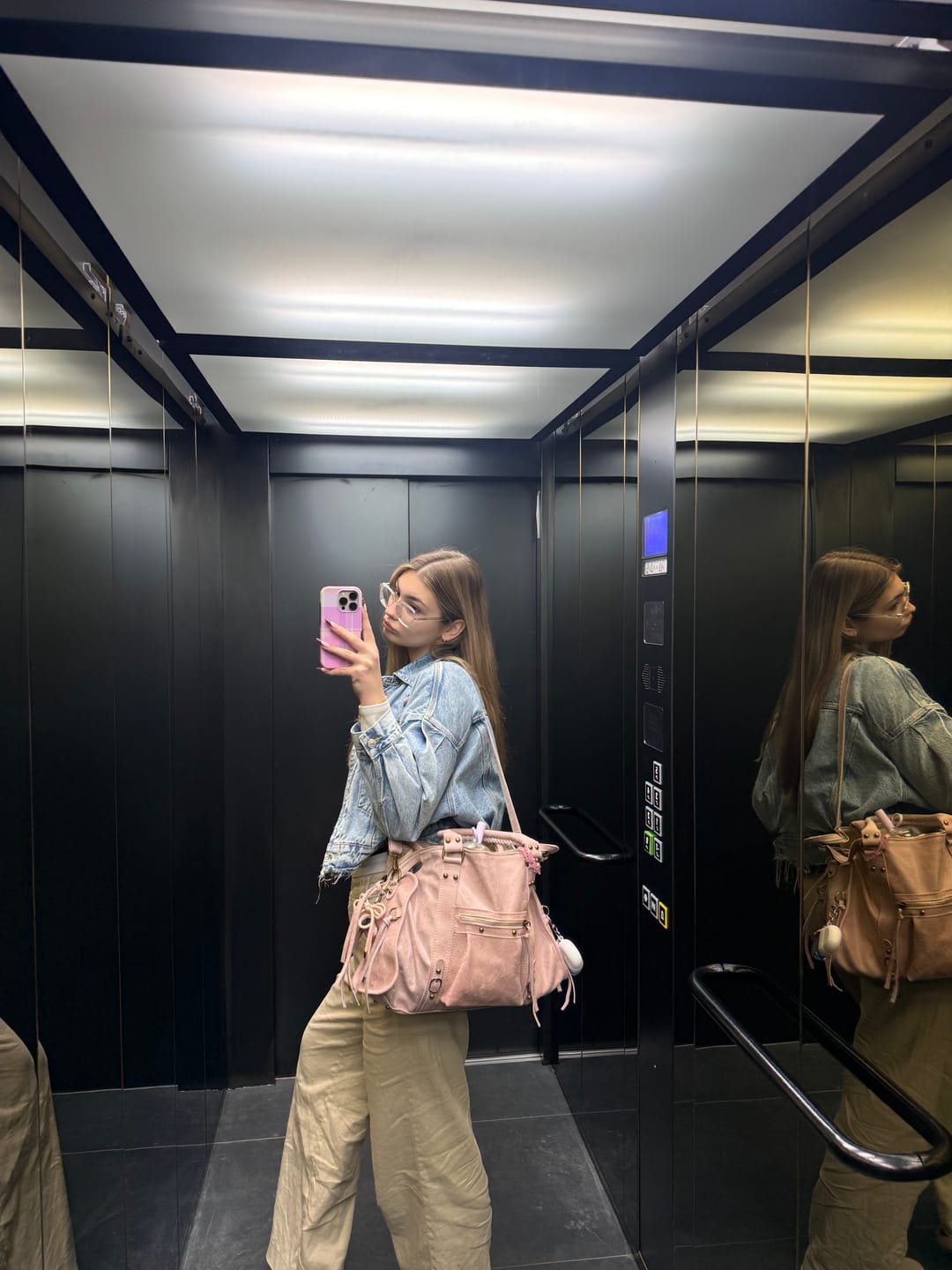 Customer photo review of It girl bag vanilla pink