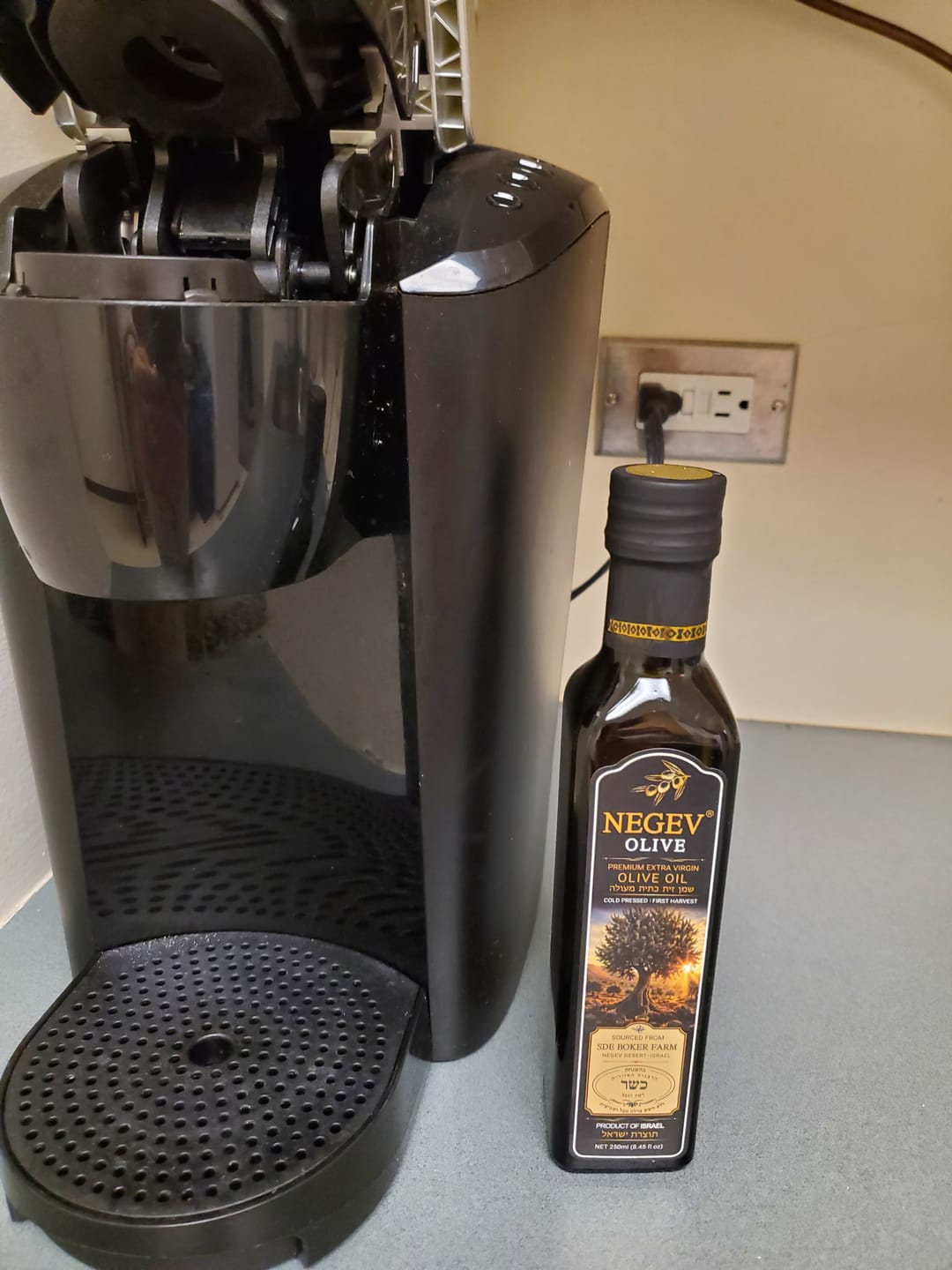 Customer photo review of NEGEV Israeli Extra Virgin Olive Oil כשר