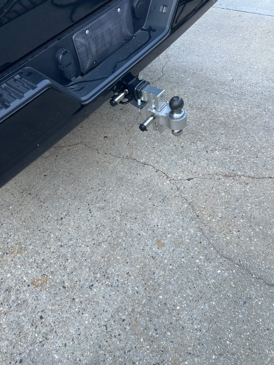 Customer photo review of BullBoulder Drop Hitch