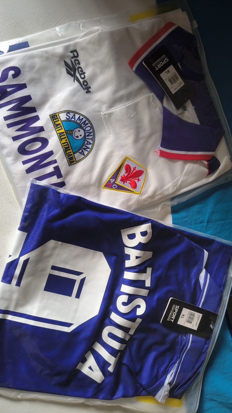 Customer photo review of Fiorentina Maglia Home 1998/99