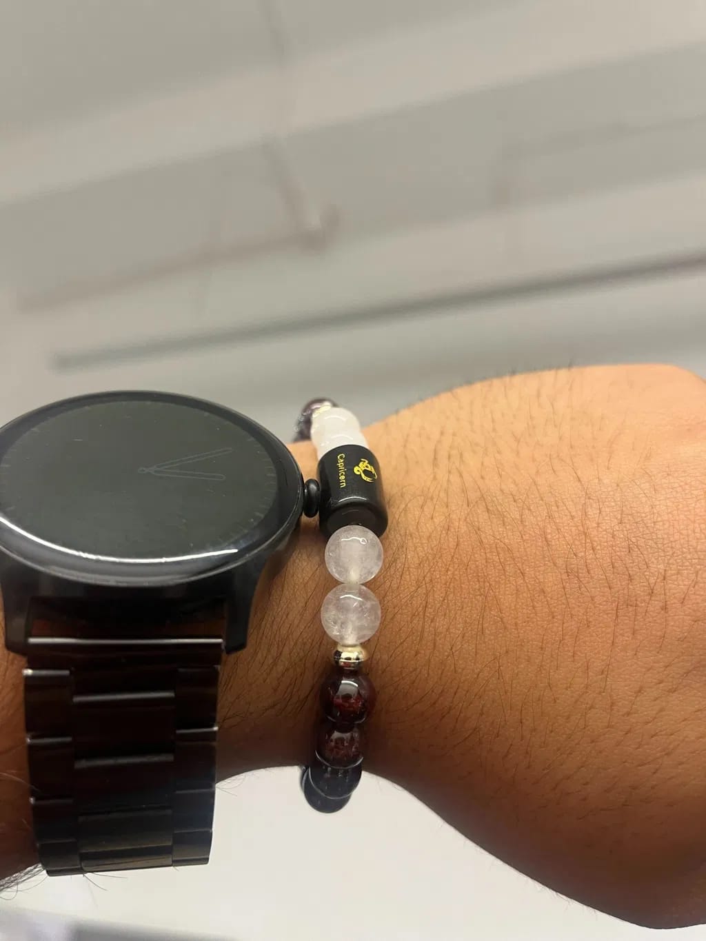Customer photo review of Capricorn (Makar Rashi) Zodiac Bracelet – Natural Garnet & Milky Quartz