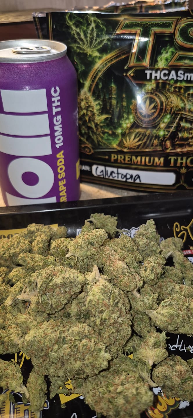 Customer photo review of Gluetopia THCA Flower
