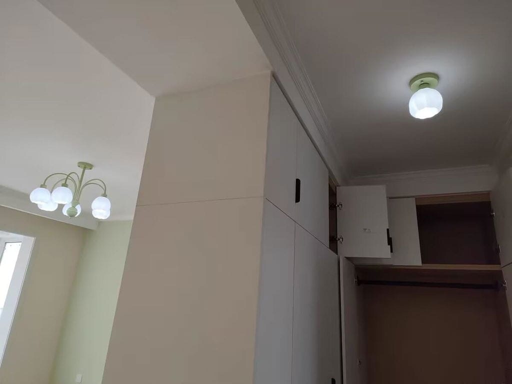 Customer photo review of Flower Semi Flush Ceiling Light, Glass Shade, Green Base, 15 cm