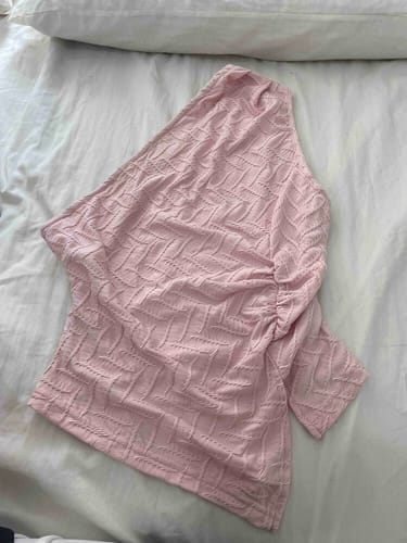 Customer photo review of Ninonine "Aria" | Textured One-Shoulder Asymmetrical Tank
