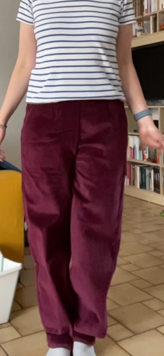 Customer photo review of Pantalon Brieuc velours côtelé bordeaux
