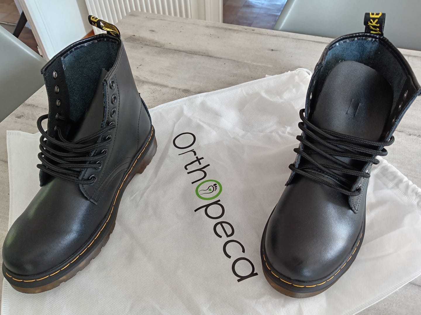 Customer photo review of Bottes Martin classiques haute qualité de style britannique