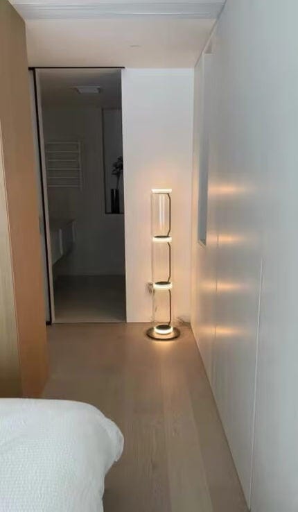 Customer photo review of Black Floor Lamp, Clear Glass Cylinders, LED, Up to 160 cm