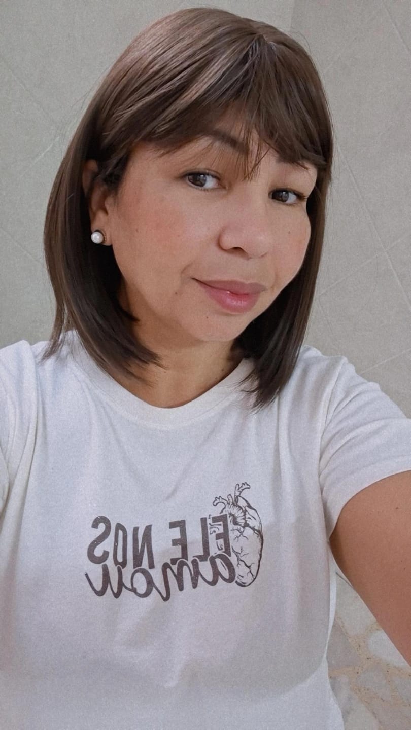 Customer photo review of Wig Sophia - Chocolate 9
