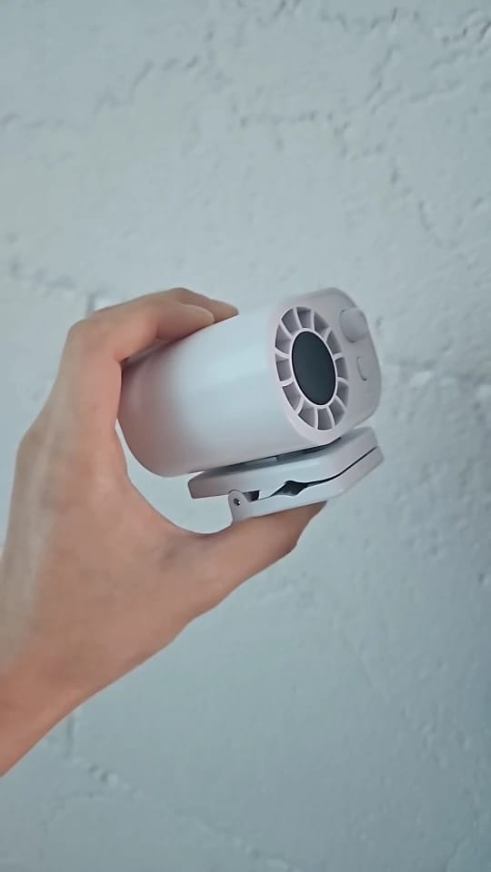 Customer photo review of Clip-On Golf Cart Fan, Rechargeable Mini Fan with 100 Speeds