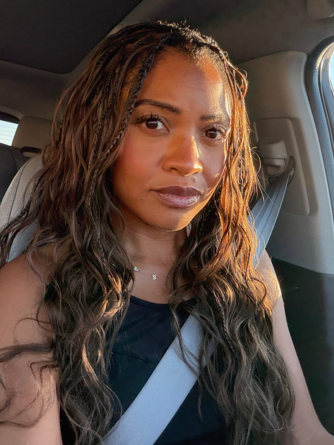 Customer photo review of #4 Medium Brown Body Wave Human Crochet Hair