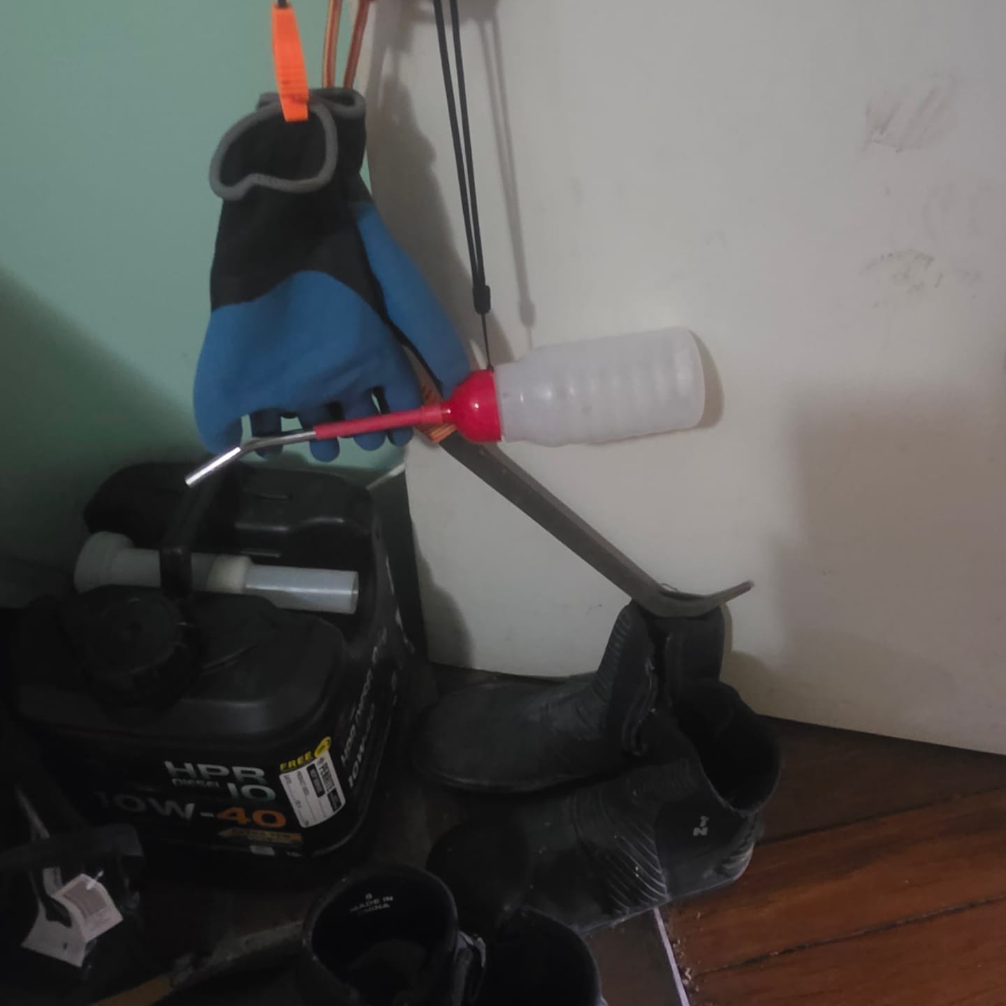 Customer photo review of Tyger Claw XL