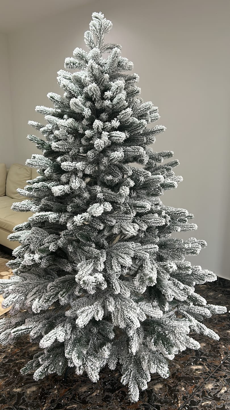 Customer photo review of Brad artificial de Crăciun Nordic, nins, 3D, 180 cm