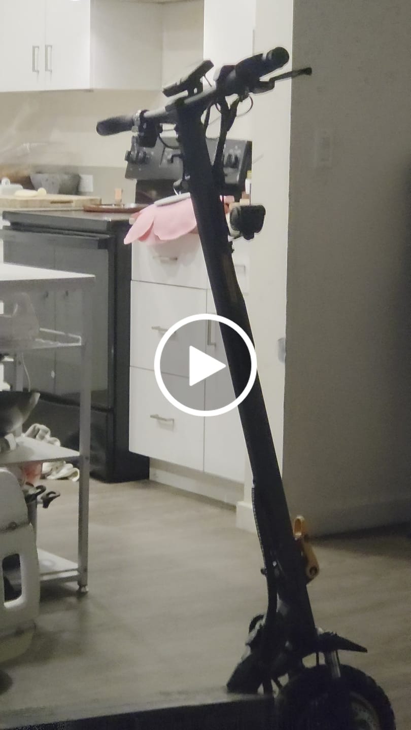 Customer video review of Ausom K20 Pro (Laluz 2 Pro) Dual Motor E-Scooter