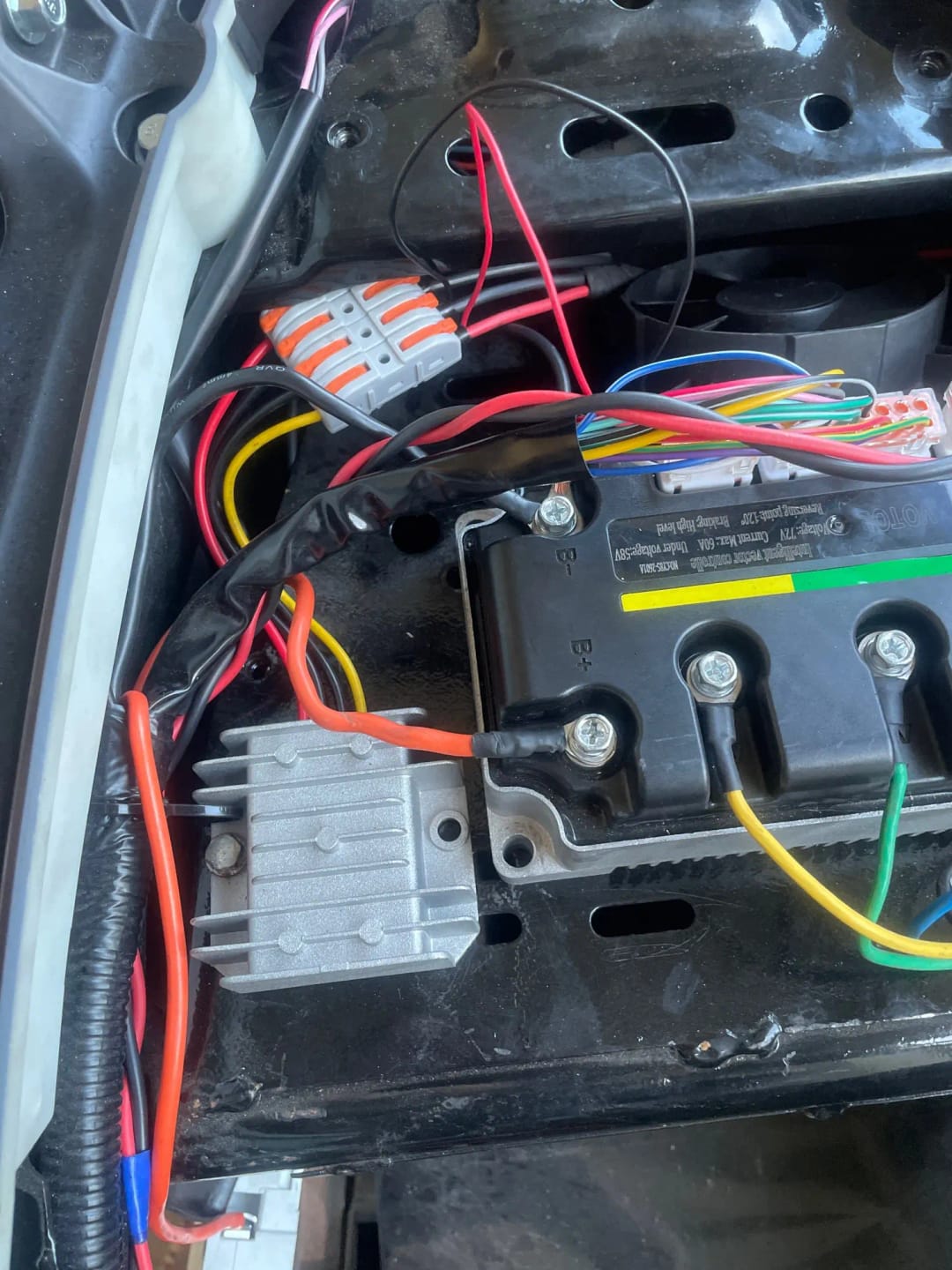 Customer photo review of 36V/48V to 12V Voltage Reducer for Golf Carts, 5A to 10A