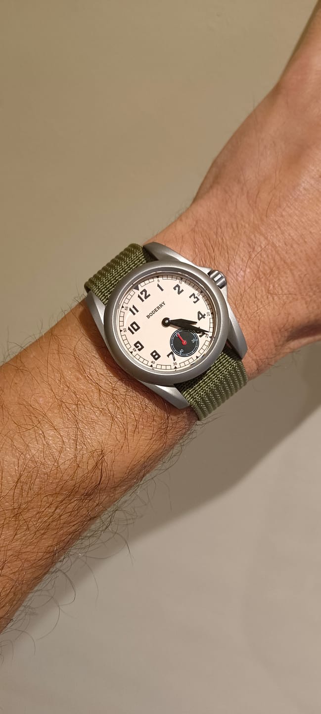 Customer photo review of VOYAGER S72 – 72-Hour Power Reserve Titanium Automatic Field Watch, 100M Water Resistant | Cream