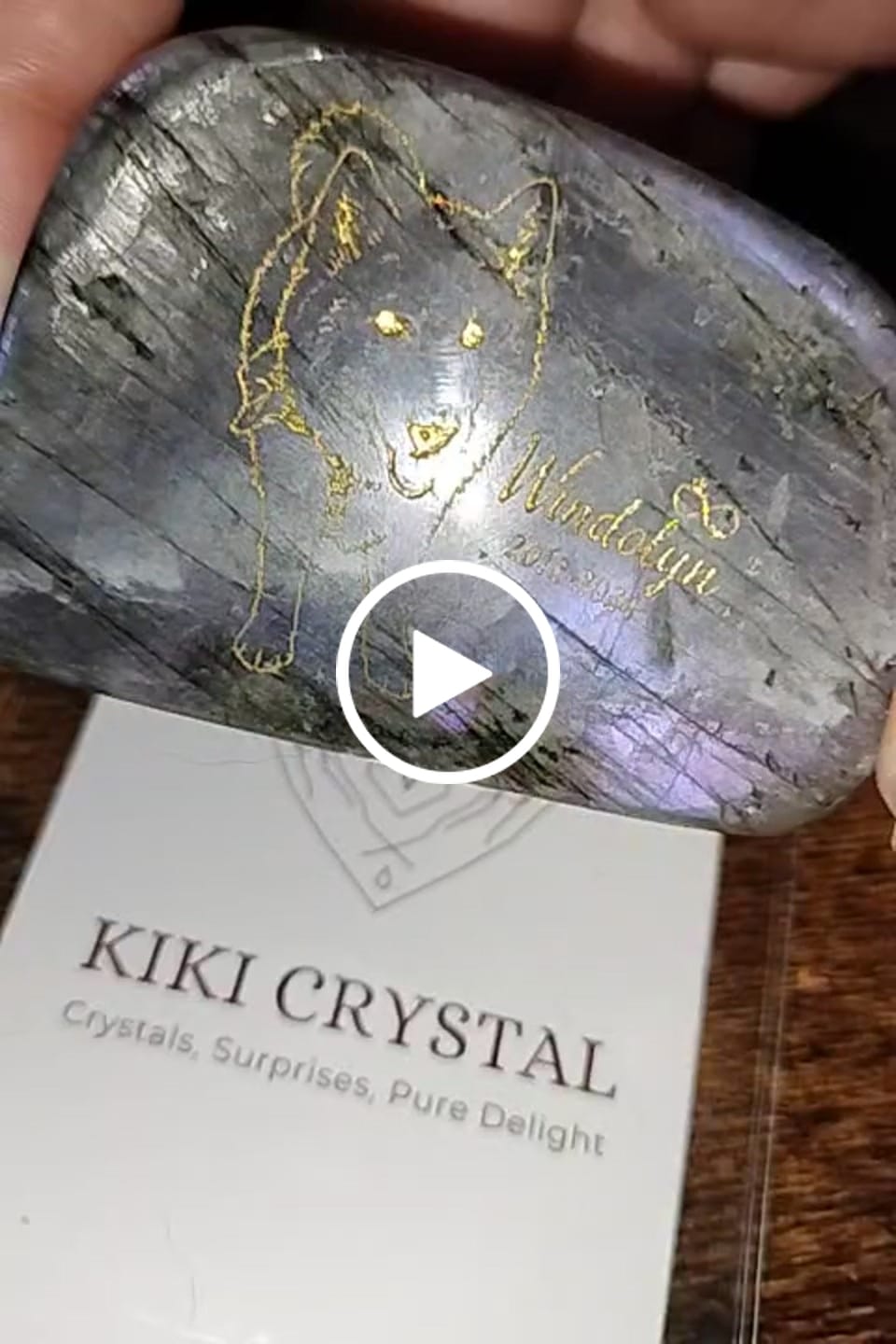 Customer video review of Kiki Personalized Crystal Engraving Keepsake
