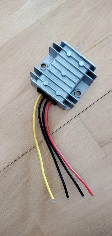 Customer photo review of 36V/48V to 12V Voltage Reducer for Golf Carts, 5A to 10A