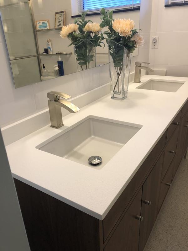 Customer photo review of Forde - 7" Single Hole Single Handle Bathroom Basin Faucet