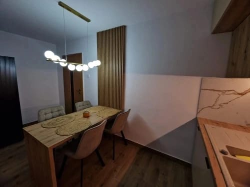 Customer photo review of Gold Linear Chandelier for Dining Table, Glass Shades, 80–120 cm