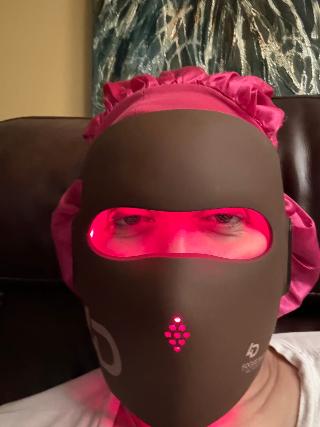 Customer photo review of JOVS 4D Laser Light Therapy Mask