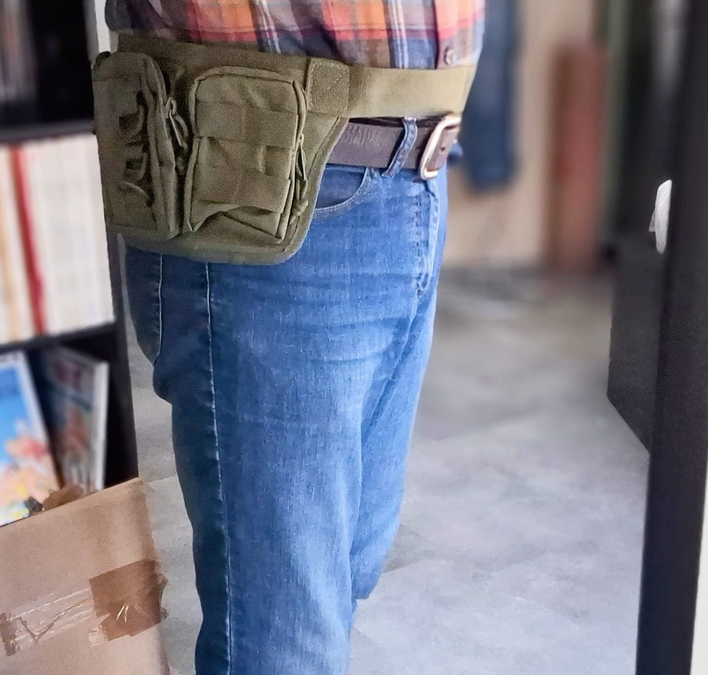 Customer photo review of Ceinturon tactique MOLLE à 3 poches zippées, nylon 600D