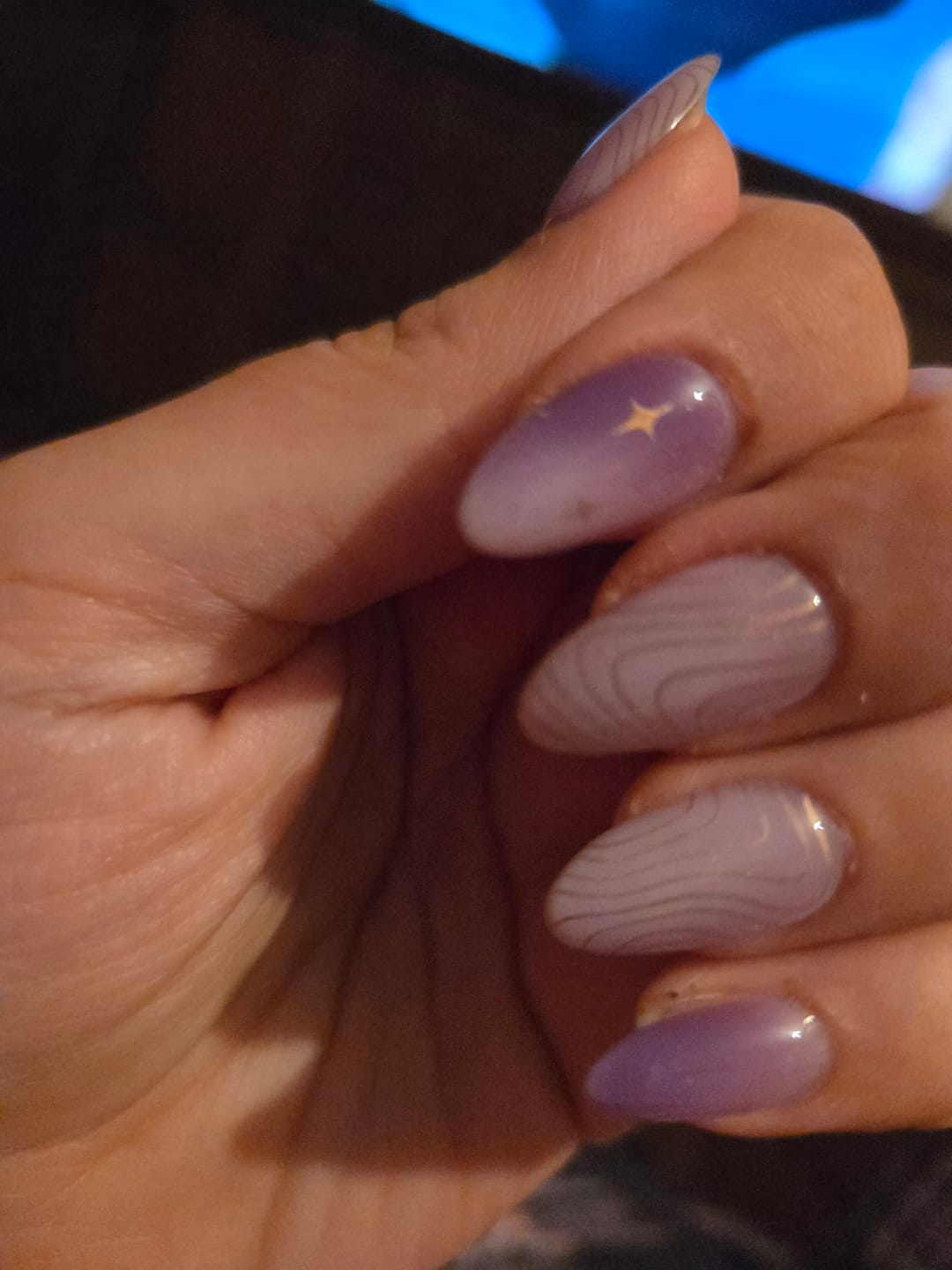 Customer photo review of Golden Veil Jel Takma Tırnak Orta Boy Oval 30 Adet