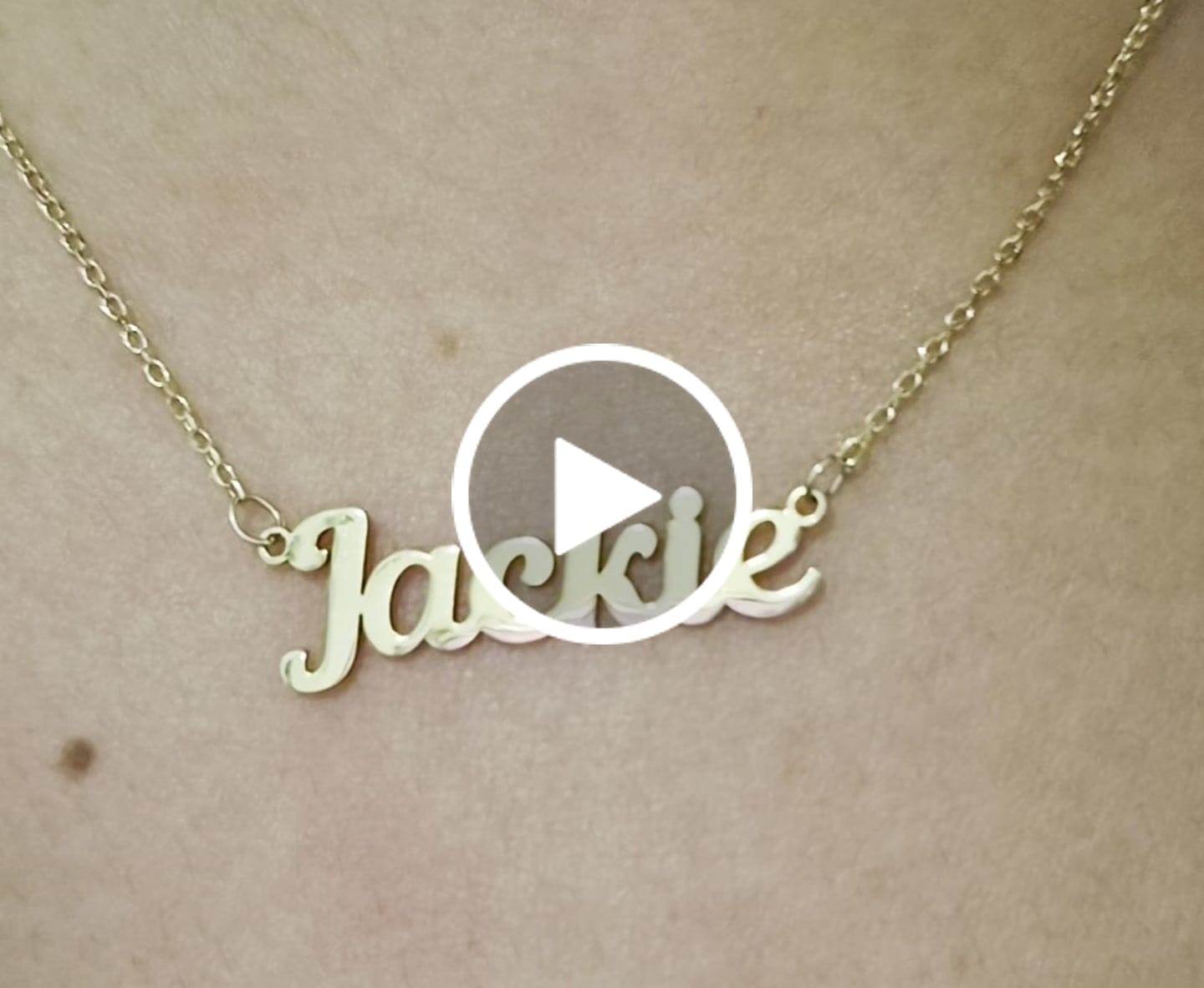 Customer video review of Minimalist Name Necklace