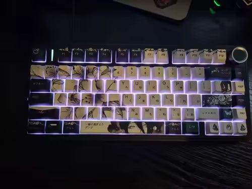 Customer photo review of Chainsaw Man Reze Keycaps - Black and White