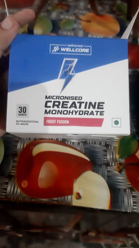 Customer's Wellcore Creatine Monohydrate sachet box with fruit fusion flavor label in hand