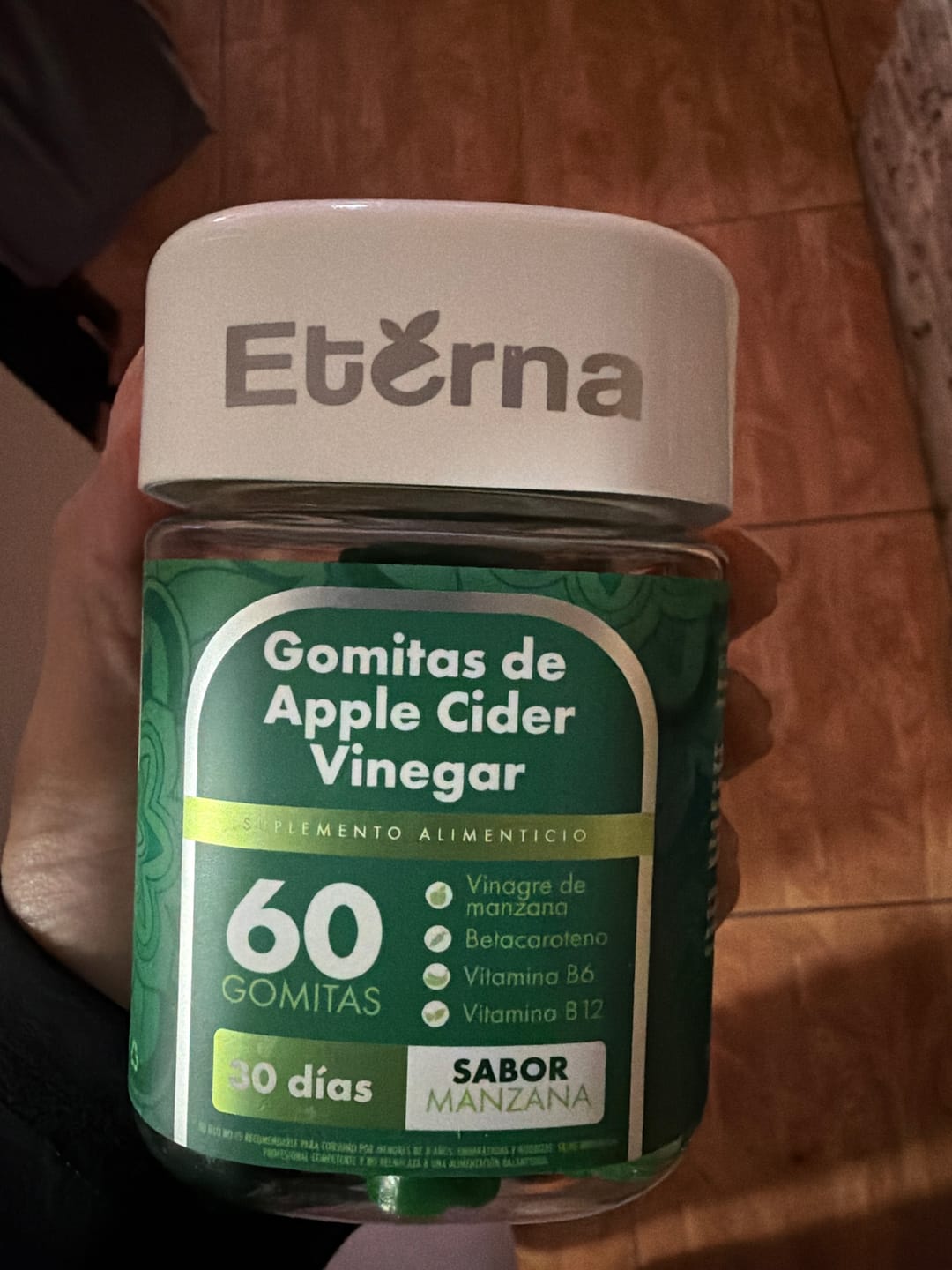 Customer photo review of Gomitas de Vinagre de Manzana