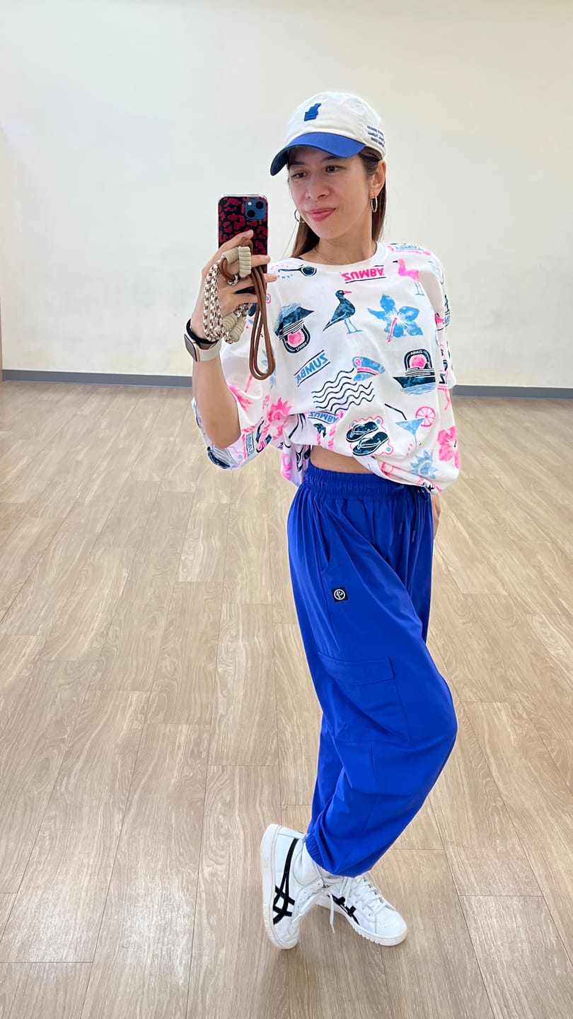 Customer photo review of Blue Jean Baggy Denim Cargo Pants