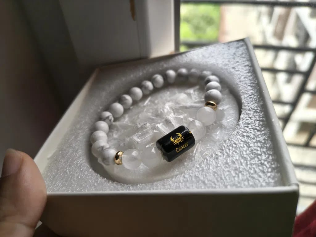 Customer photo review of Cancer (Karka Rashi) Zodiac Bracelet – Natural Howlite & Milky Quartz